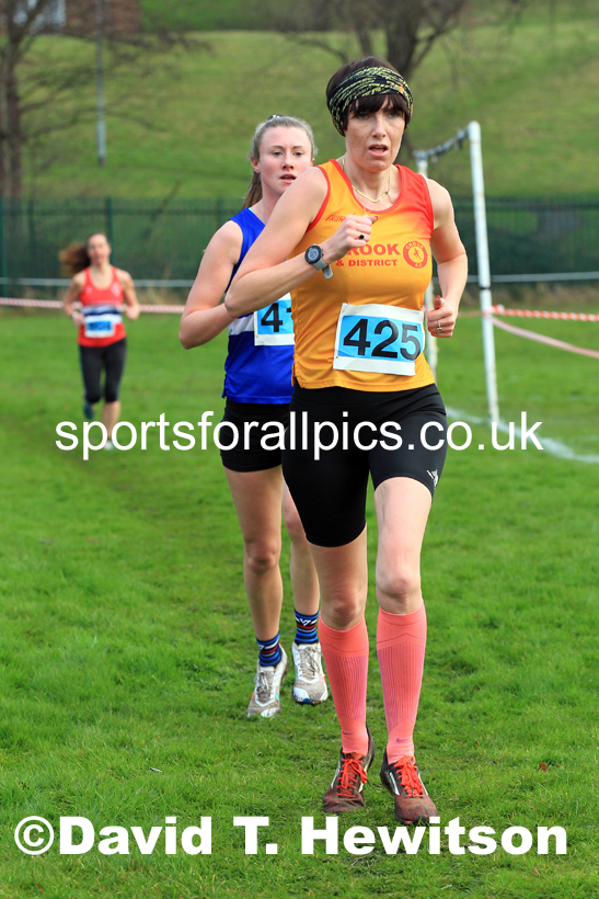 Senior Women and Masters Womens 2022 Birtley Cross Country Relays. Photo: David T. Hewitson/Sports for All Pics